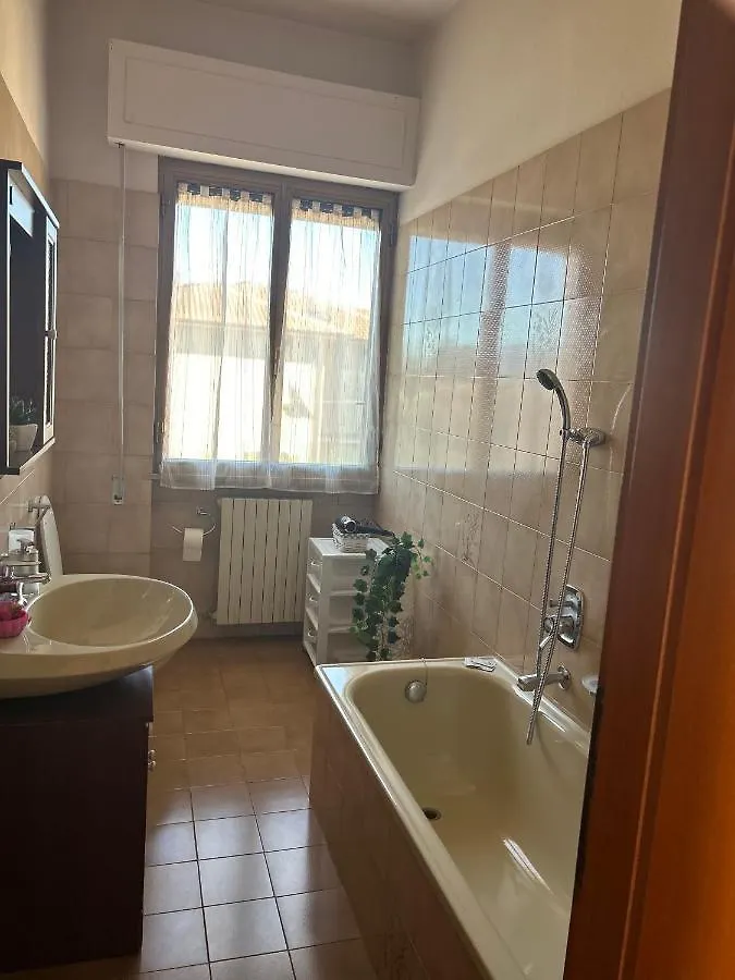 Albi'S House,Terrazza ,Wi-Fi, Parcheggio, Ac Apartment Lucca 0*,